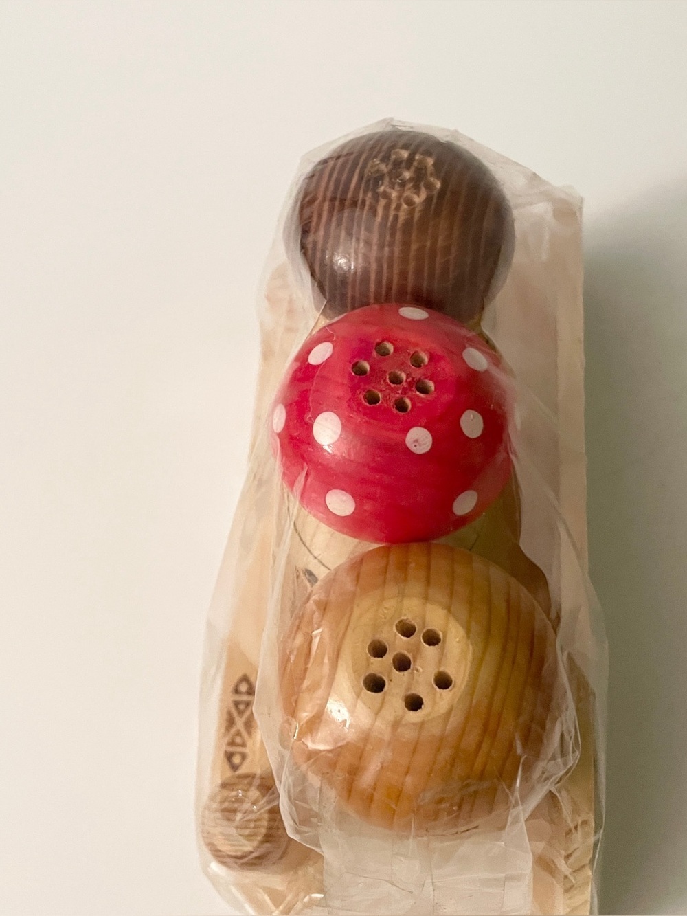 Vintage Wooden Mushroom Salt Pepper Shaker Toothpick Holder Set - Picture 14 of 14